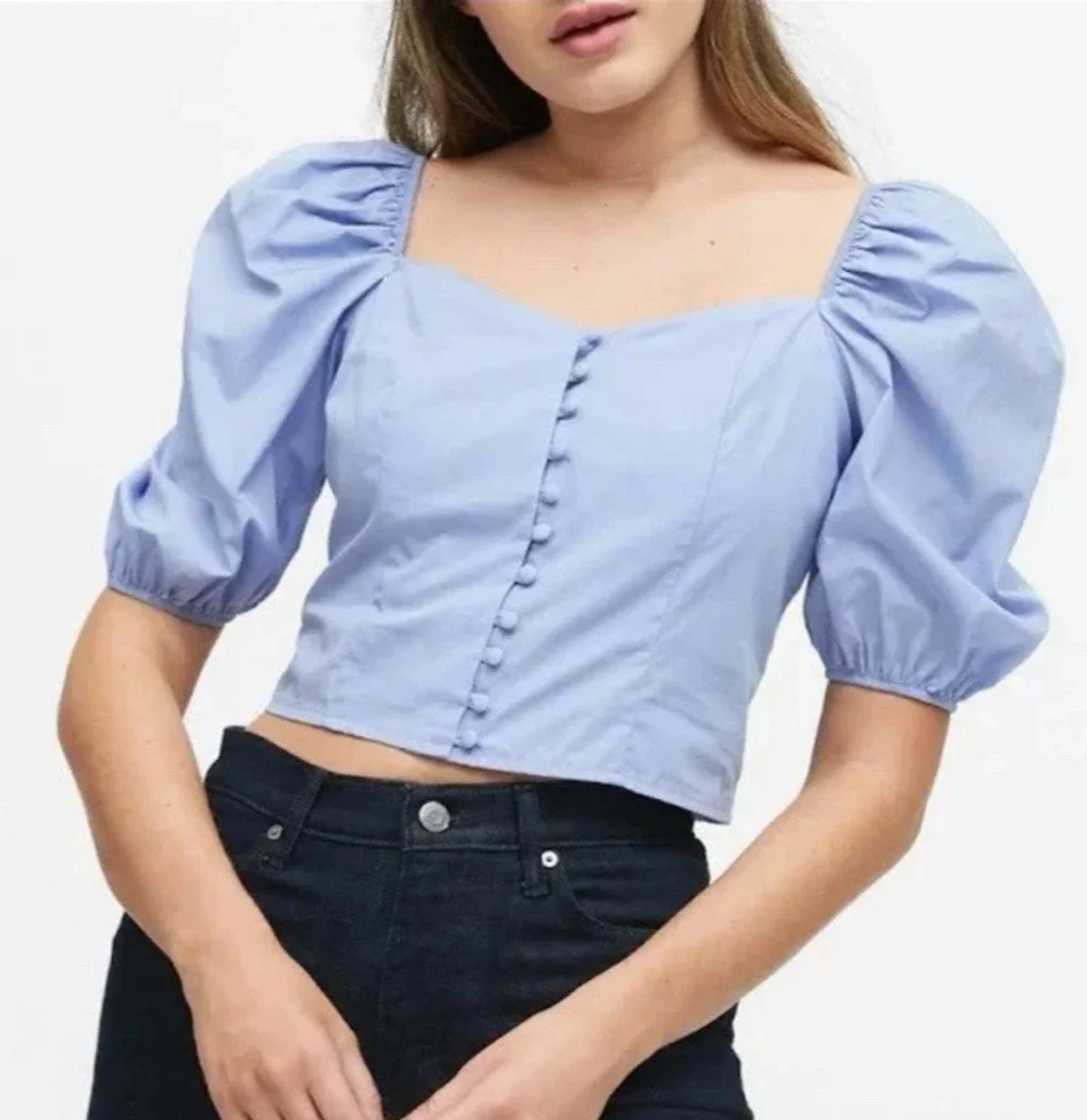 Banana Republic Periwinkle Smocked Crop Top L 100% Cotton Puff Sleeve, Romantic